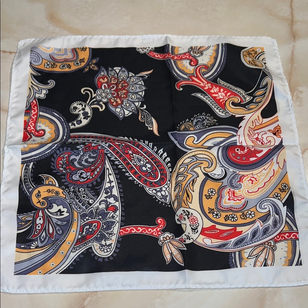NWOT men's luxury suit pocket square with a printed floral paisley design
